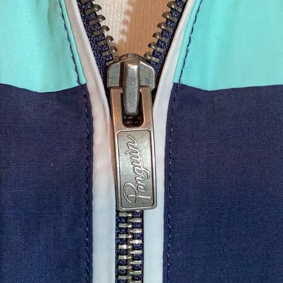 Penguin by Munsingwear windbreaker jacket,Small, zipper pockets,Velcro close,Sm - Picture 9 of 16